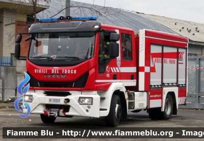 Iveco EuroCargo 120E25 IV serie
Vigili del Fuoco
Comando Provinciale di Torino
Distaccamento Volontario di Rivalta
Allestimento Fortini
VF 31517
Parole chiave: Iveco EuroCargo_120E25_IVserie VF31517