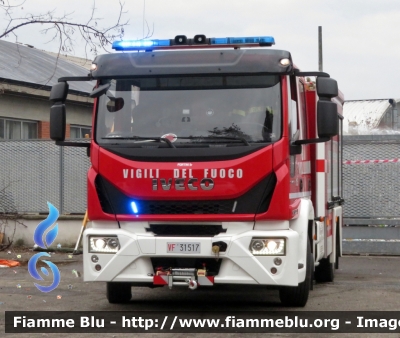 Iveco EuroCargo 120E25 IV serie
Vigili del Fuoco
Comando Provinciale di Torino
Distaccamento Volontario di Rivalta
Allestimento Fortini
VF 31517
Parole chiave: Iveco EuroCargo_120E25_IVserie VF31517