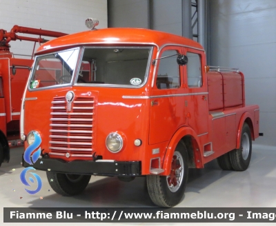 Fiat 640N
Vigili del Fuoco
AutoPompaSerbatoio storica 
allestimento Macchi

Parole chiave: Fiat 640N Vigili del Fuoco AutoPompaSerbatoio storica Macchi