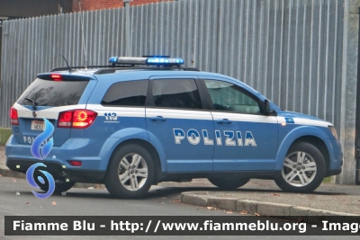 Fiat Freemont
Fiat Freemont
Polizia di Stato
Polizia Stradale in Servizio sulla Rete Autostradale ATIVA
Esemplare con barra Federal Signal Traffic Storm
- modalità crociera -
POLIZIA H8363
Variante senza logo societario
Parole chiave: Fiat Freemont Polizia di Stato Polizia Stradale ATIVA POLIZIA H8363