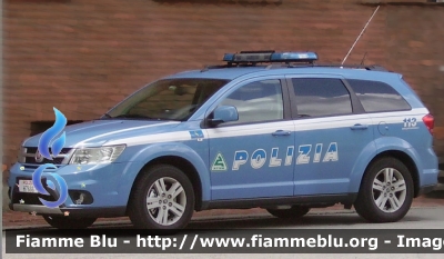 Fiat Freemont
Polizia di Stato
Polizia Stradale in Servizio sulla Rete Autostradale ATIVA
Esemplare con barra Federal Signal Traffic Storm
POLIZIA H7666
Parole chiave: Fiat Freemont PoliziaH7666