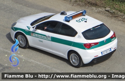 Alfa Romeo Nuova Giulietta restyle
Polizia Municipale Torino
Allestimento Elevox
POLIZIA LOCALE YA 360 AN
Parole chiave: Alfa Romeo Nuova Giulietta restyle POLIZIA LOCALE YA 360 AN