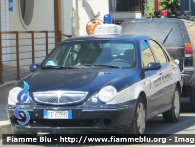 Lancia Lybra
Polizia Municipale
Comune di Polignano a Mare (BA)
Parole chiave: Lancia Lybra Polizia Municipale Comune di Polignano a Mare