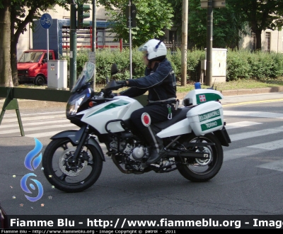 Suzuki V-Strom 650
Polizia Municipale Torino
Parole chiave: Suzuki V-Strom_650