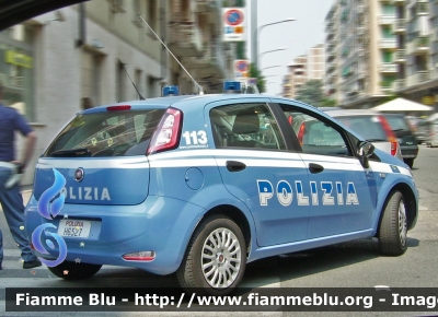 Fiat Punto VI serie
Polizia di Stato 
Polizia delle Comunicazioni 
POLIZIA H6527
Parole chiave: Fiat Punto_VIserie POLIZIAH6527