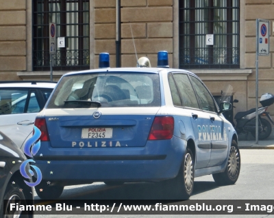 Fiat Stilo II serie
Polizia di Stato
POLIZIA F2345

variante copricerchi
Parole chiave: Fiat Stilo II serie Polizia di Stato POLIZIA F2345