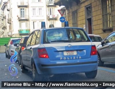 Fiat Stilo II serie
Polizia di Stato
Polizia di Frontiera - Aeroporto
POLIZIA F2401

si noti il parascintille applicato allo scarico utilizzato dai mezzi aeroportuali 

Parole chiave: Fiat Stilo II serie Polizia di Stato Polizia di Frontiera - Aeroporto POLIZIA F2401