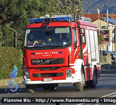 Volvo FL 280 III serie
Vigili del Fuoco
Comando Provinciale di La Spezia
Distaccamento Permanente di Sarzana (SP)
AutoPompaSerbatoio allestimento Bai
VF 26030
Dotata di sirena supplementare e tromba laterale
Parole chiave: Volvo FL 280 III serie Vigili del Fuoco La Spezia Sarzana (SP) AutoPompaSerbatoio allestimento Bai VF 26030