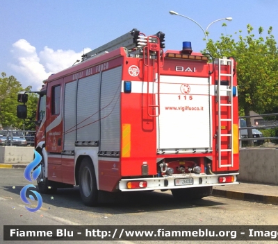 Volvo FL 280 III serie
Vigili del Fuoco
Comando Provinciale di La Spezia
Distaccamento Permanente di Sarzana (SP)
AutoPompaSerbatoio allestimento Bai
VF 26030
Dotata di sirena supplementare e tromba laterale
Parole chiave: Volvo FL_280_IIIserie VF26030