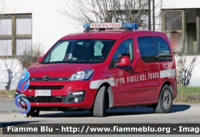 Citroen Berlingo IV serie
Vigili del Fuoco
Comando Provinciale di Torino
Allestimento Ciabilli
VF 27815
Parole chiave: Citroen Berlingo IV serie Vigili del Fuoco Torino Allestimento VF 27815