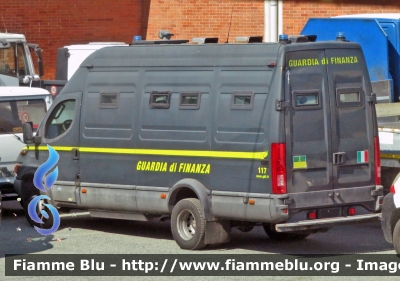 Iveco Daily III serie
Guardia di Finanza
GdiF 246 AY

Parole chiave: Iveco Daily_III_serie Guardia_Finanza GdiF_246_AY