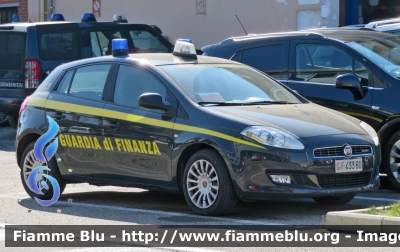 Fiat Nuova Bravo
Guardia di Finanza
GdiF 433 BD
Parole chiave: Fiat Nuova_Bravo Guardia_Finanza GdiF_433_BD