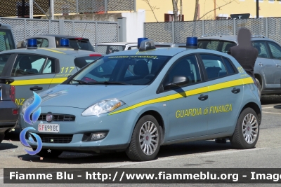 Fiat Nuova Bravo
Guardia di Finanza
GdiF 690 BC
Parole chiave: Fiat Nuova_Bravo Guardia_di_Finanza GdiF_690_BC