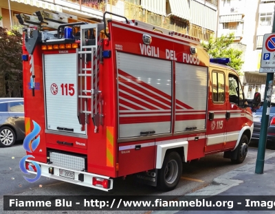 Iveco Daily IV serie restyle
Vigili del Fuoco
Comando Provinciale di Torino
Distaccamento Volontario di Grugliasco
Polisoccorso Allestimento Iveco-Magirus Falcon
VF 26592
Parole chiave: Iveco Daily IV serie restyle Vigili_del_Fuoco Volontari_Grugliasco Iveco-Magirus_Falcon VF 26592