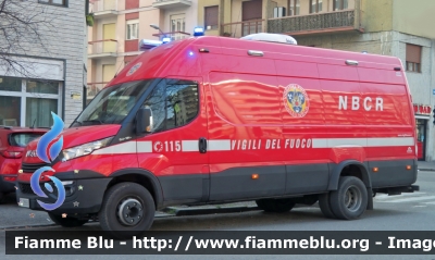 Iveco Daily VI serie
Vigili del Fuoco
Comando Provinciale di Torino
Nucleo N.B.C.R.
Allestimento Aris
VF 28869
Parole chiave: Iveco Daily VI serie Vigili del Fuoco Torino N.B.C.R. VF 28869