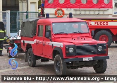 Land Rover Defender 130
Vigili del Fuoco
Comando Provinciale di Torino
VF19340
Parole chiave: Land Rover Defender 130 Vigili del Fuoco Torino VF19340 Santa_Barbara_2018