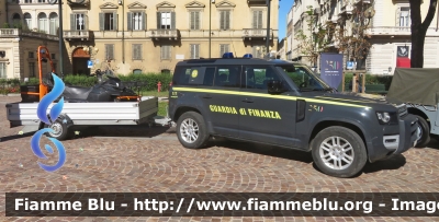 Land Rover Defender 110 II serie
Guardia di Finanza
Soccorso Alpino
Allestimento Elevox
GdiF 555 BQ
Parole chiave: Land-Rover Defender_110_II_serie Soccorso_Alpino SAGF GdiF_555_BQ