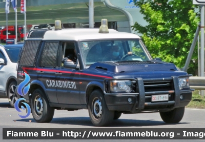 Land Rover Discovery II serie restyle
Carabinieri
I Reggimento "Piemonte"
CC BT 896
Parole chiave: Land Rover Discovery II serie restyle Carabinieri I_RGT Piemonte CC_BT_896