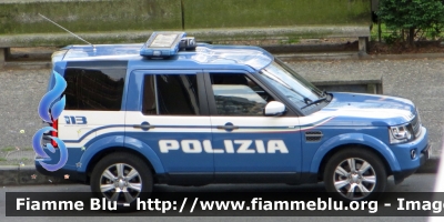 Land Rover Discovery 4
Polizia di Stato
Squadra Volante
Unità Operativa di Primo Intervento 
POLIZIA M2601
Parole chiave: Land Rover Discovery 4 Polizia di Stato Squadra Volante Unità Operativa di Primo Intervento POLIZIA M2601