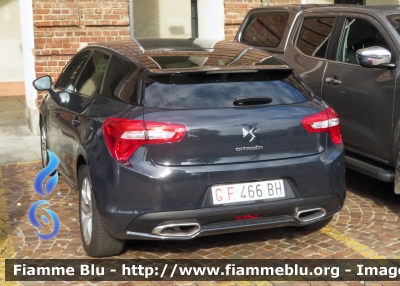 Citroen DS5
Guardia di Finanza
GdiF 466 BH
Parole chiave: Citroen DS5 Guardia_di_Finanza GdiF_466_BH