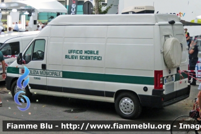 Fiat Ducato III serie
Polizia Municipale Torino
Ufficio Mobile
Rilievi Scientifici
Parole chiave: Fiat Ducato_III_serie Polizia_Municipale_Torino Ufficio_Mobile