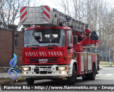 Iveco EuroFire 150E27 I serie
Vigili del Fuoco
Comando Provinciale di Vercelli
Autoscala da 37 metri allestimento 
Iveco-Magirus ricondizionata Fortini
VF 19206
Parole chiave: Iveco EuroFire_150E27_I_serie Vercelli VF_19206