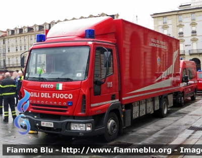 Iveco EuroCargo 75E15 II serie
Vigili del Fuoco
Comando Provinciale di Torino
Nucleo NBCR
Laboratorio Mobile
Allestimento Kofler Fahrzeugbau
VF 23790
Parole chiave: Iveco EuroCargo_75E15_IIserie VF23790 Santa_Barbara_2022