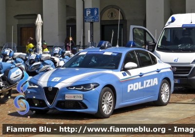 Alfa-Romeo Nuova Giulia Q4 restyle
Polizia di Stato
Polizia Stradale
POLIZIA N5996
in scorta al Giro d'Italia 2024
Auto 41

Parole chiave: Alfa-Romeo Nuova_Giulia_Q4_restyle Polizia_Stradale POLIZIA_N5996 Giro_d_Italia_2024