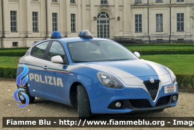 Alfa-Romeo Nuova Giulietta restyle
Polizia di Stato
Polizia Stradale
Allestita NCT Nuova Carrozzeria Torinese
POLIZIA M2826
Parole chiave: Alfa-Romeo Nuova Giulietta restyle Polizia_Stradale POLIZIA M2826