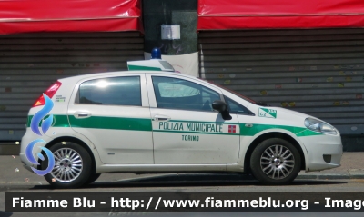 Fiat Grande Punto
Polizia Municipale Torino
Parole chiave: Fiat Grande_Punto Municipale_Torino