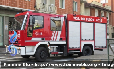 Iveco CityEuroFire 100E21 I serie
Vigili del Fuoco
Comando Provinciale di Torino
AutoPompaSerbatoio allestimento
Iveco-Magirus
Ricondizionato Maleco
VF 19787
Parole chiave: Iveco CityEuroFire 100E21 I serie Vigili del Fuoco Torino AutoPompaSerbatoio Iveco-Magirus_Maleco VF 19787