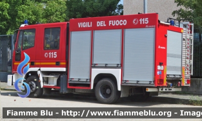 Iveco CityEuroFire 100E21 I serie
Vigili del Fuoco
Comando Provinciale di Torino
Distaccamento Volontario di Rivoli (TO)
AutoPompaSerbatoio allestimento Iveco-Magirus
VF 20641
Parole chiave: Iveco CityEuroFire 100E21_I_serie Rivoli VF_20641