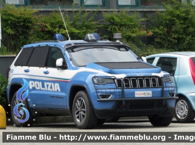 Jeep Grand Cherokee IV serie restyle
Polizia di Stato
Reparto Mobile
Decorazione Grafica Artlantis
POLIZIA M4984
Parole chiave: Jeep Grand Cherokee IV serie restyle Reparto_Mobile POLIZIA M4984