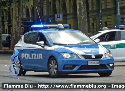 Seat Leon III serie restyle
Polizia di Stato
Squadra Volante
Allestimento NCT Nuova Carrozzeria Torinese
POLIZIA M3444
Parole chiave: Seat Leon_III_serie_restyle Squadra_Volante POLIZIA_M3444