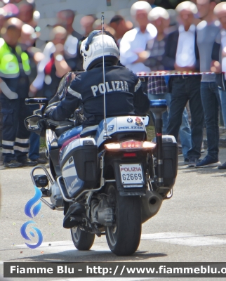 Bmw R1200RT II serie
Polizia di Stato
Polizia Stradale
in scorta al Giro d'Italia 2016
POLIZIA G2669

Parole chiave: Bmw R1200RT II serie Polizia Stradale Giro d&#039;Italia 2016 POLIZIA G2669