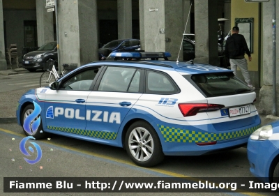 Skoda Octavia Wagon VI serie
Polizia di Stato
Polizia Stradale in Servizio sulla Rete SATAP
POLIZIA M7747
Parole chiave: Skoda_Octavia_Wagon_VI_serie Polizia_Stradale SATAP POLIZIA_M7747