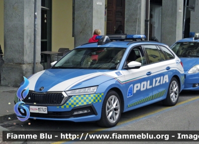 Skoda Octavia Wagon VI serie
Polizia di Stato
Polizia Stradale in Servizio sulla Rete SATAP
POLIZIA M7747
Parole chiave: Skoda_Octavia_Wagon_VI_serie Polizia_Stradale SATAP POLIZIA_M7747