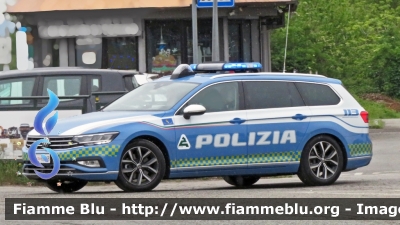 Volkswagen Passat Variant VIII serie restyle
Polizia di Stato
Polizia Stradale in Servizio sulla Rete Autostradale ATIVA
POLIZIA M6298
Parole chiave: Volkswagen Passat Variant VIII serie restyle Polizia_Stradale ATIVA POLIZIA M6298