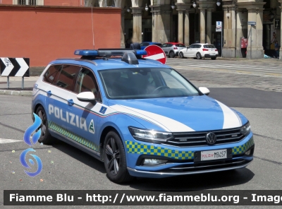 Volkswagen Passat Variant VIII serie restyle
Polizia di Stato
Polizia Stradale in Servizio sulla Rete Autostradale ATIVA
POLIZIA M9457
Parole chiave: Volkswagen Passat_Variant_VIII_serie_restyle Polizia_Stradale ATIVA POLIZIA_M9457