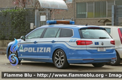 Volkswagen Passat Variant VIII serie
Polizia di Stato
Polizia Stradale in Servizio sulla Rete Autostradale ATIVA
POLIZIA M2657
Parole chiave: Volkswagen Passat Variant VIII serie Polizia_Stradale ATIVA POLIZIA M2657