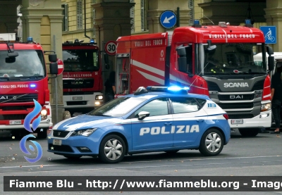 Seat Leon III serie
Polizia di Stato
Squadra Volante
Allestimento NCT
POLIZIA M1026
Parole chiave: Seat Leon_III_serie Squadra_Volante POLIZIA_M1026