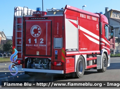 Scania P370 III serie
Vigili del Fuoco
Comando Provinciale di Torino
Distaccamento Volontario di
Borgone - Sant'Antonino Susa
AutoBottePompa allestimento BAI
VF 31518
Parole chiave: Scania P370 III serie Vigili del Fuoco Torino Volontari_Borgone_Susa AutoBottePompa VF_31518