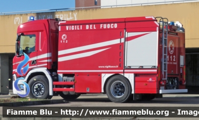 Scania P370 III serie
Vigili del Fuoco
Comando Provinciale di Torino
Distaccamento Volontario di
Borgone - Sant'Antonino Susa
AutoBottePompa allestimento BAI
VF 31518
Parole chiave: Scania P370 III serie Vigili del Fuoco Torino Volontari_Borgone_Susa AutoBottePompa VF_31518