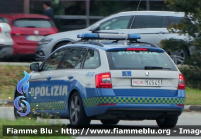 Skoda Octavia Wagon 4x4 V serie
Polizia di Stato
Polizia Stradale in Servizio sulla Rete Autostradale ATIVA
POLIZIA M4645
Parole chiave: Skoda Octavia Wagon 4x4 V serie Polizia Stradale ATIVA POLIZIA M4645