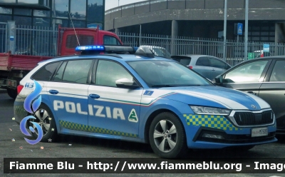 Skoda Octavia Wagon 4x4 VI serie
Polizia di Stato
Polizia Stradale in Servizio sulla Rete Autostradale ATIVA
POLIZIA M7503
Parole chiave: Skoda Octavia_Wagon_4x4_VI_serie ATIVA POLIZIA_M7503