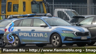 Skoda Octavia Wagon 4x4 VI serie
Polizia di Stato
Polizia Stradale in Servizio sulla Rete Autostradale ATIVA
POLIZIA M7503
Parole chiave: Skoda Octavia_Wagon_4x4_VI_serie ATIVA POLIZIA_M7503