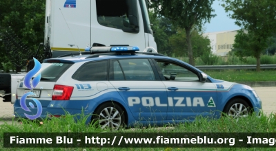 Skoda Octavia Wagon V serie
Polizia di Stato
Polizia Stradale in Servizio sulla Rete Autostradale ATIVA
POLIZIA M3212
Parole chiave: Skoda Octavia Wagon V serie Polizia Stradale ATIVA POLIZIA M3212