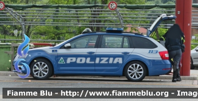 Skoda Octavia Wagon V serie
Polizia di Stato
Polizia Stradale in Servizio sulla Rete Autostradale ATIVA
POLIZIA M3211
Parole chiave: Skoda Octavia Wagon V serie Polizia Stradale ATIVA POLIZIA M3211