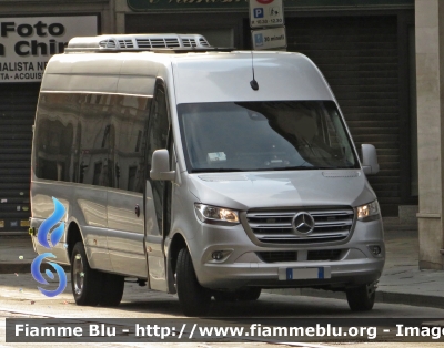 Mercedes-Benz Sprinter IV serie
Carabinieri
Reggimento Corazzieri
Parole chiave: Mercedes-Benz Sprinter_IV_serie Carabinieri_Corazzieri