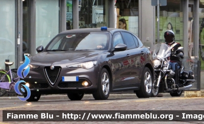 Alfa-Romeo Stelvio
Presidenza della Repubblica
Autovettura utilizzata nelle Scorte Presidenziali
Parole chiave: Alfa-Romeo Stelvio Scorte Presidenza_Repubblica